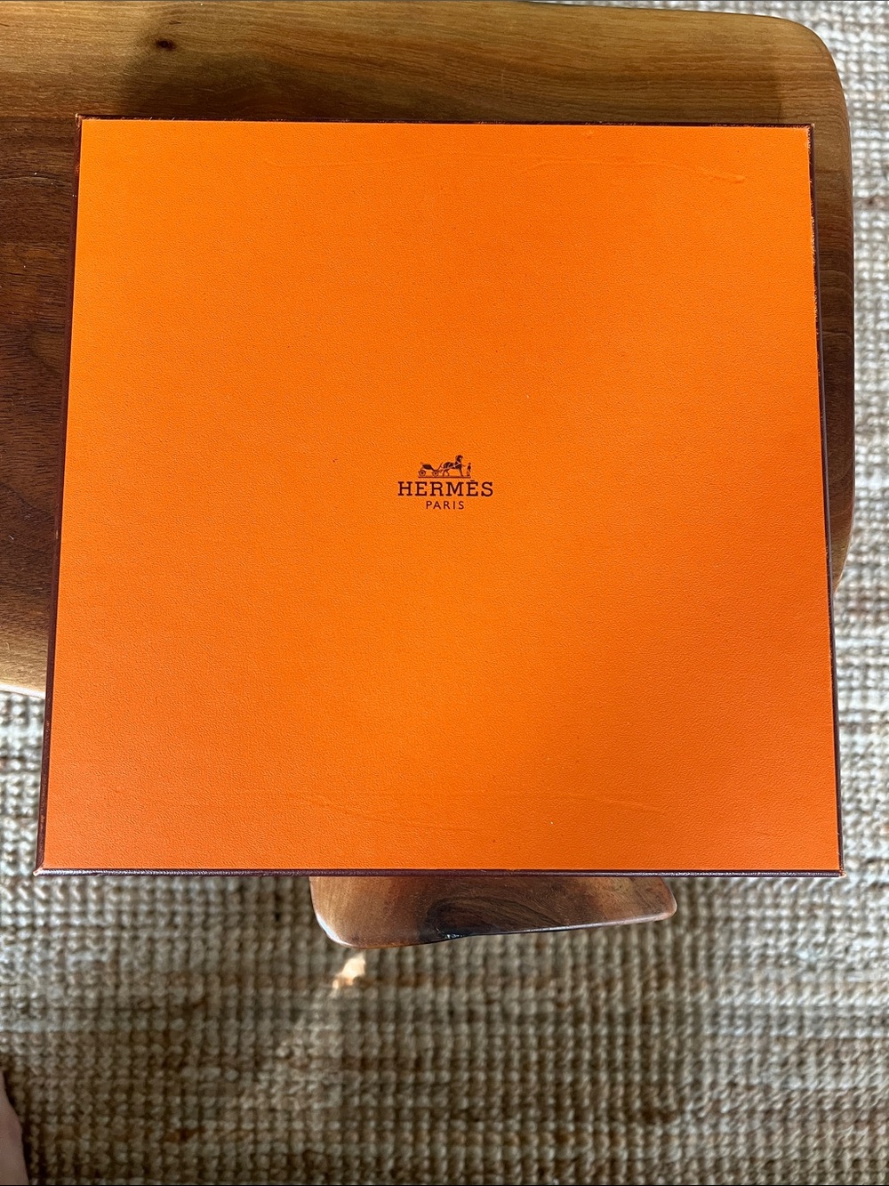Hermès “Tresor Retrouvé” Carre 90 Scarf Design by: Annie Faivre - Original Box